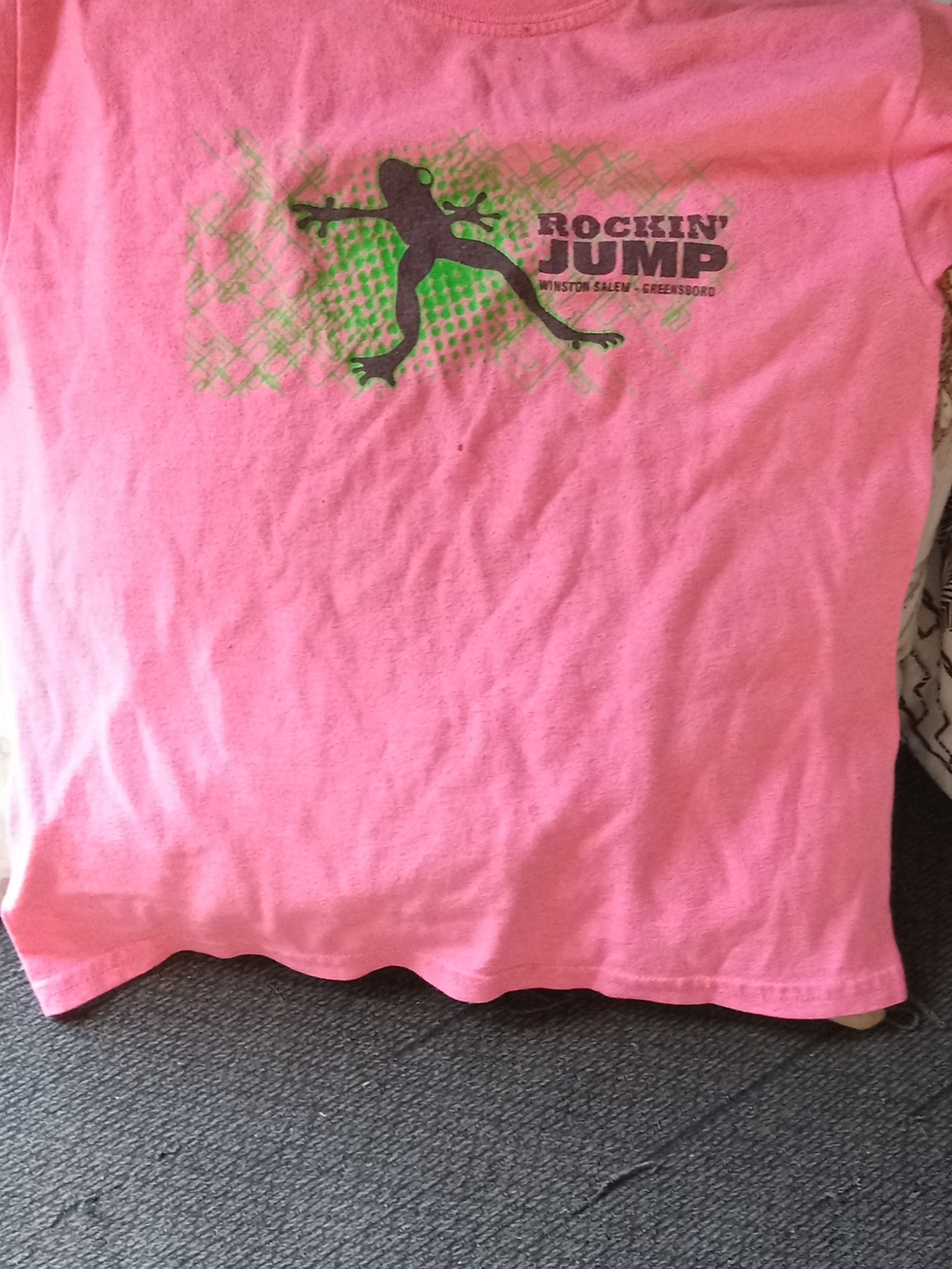 Gildan Pink Kids Tee with Green Frog Graphic
